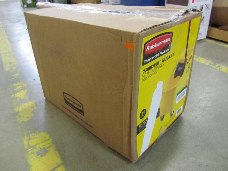 lot 72 image: Rubbermaid 31 qt. Tandem Mop Bucket