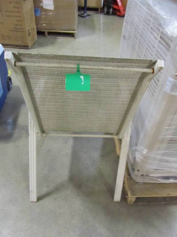 lot 76 image: Outdoor Patio Chair