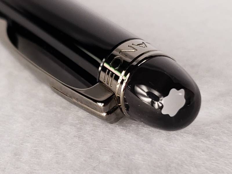lot 5 image: Montblanc StarWalker Ballpoint Pen