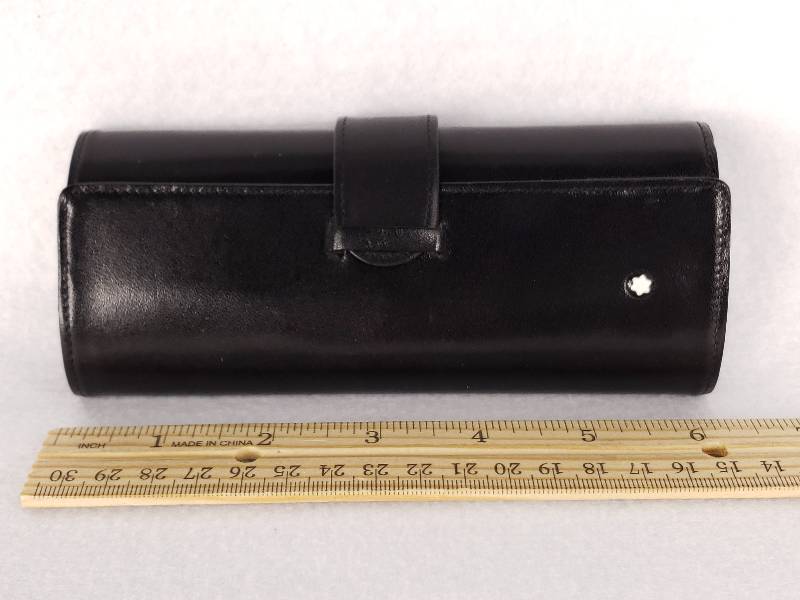 lot 30 image: Black Leather Three Pen Case