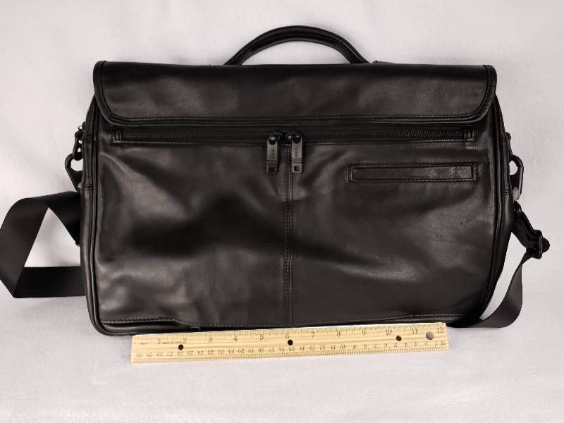 lot 37 image: Tumi Brand Black Leather Business  Laptop Bag