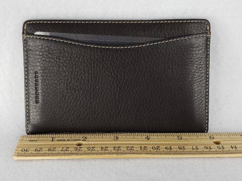 lot 49 image: Levenger Brown Soft Textured Leather Note & Reading Organizer
