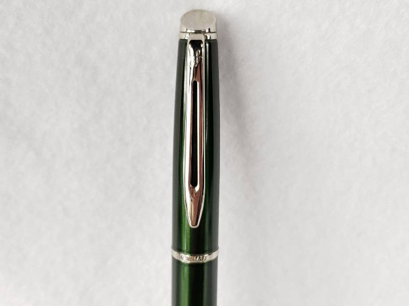 lot 69 image: Vintage Waterman Paris Fountain Pen in Emerald Green