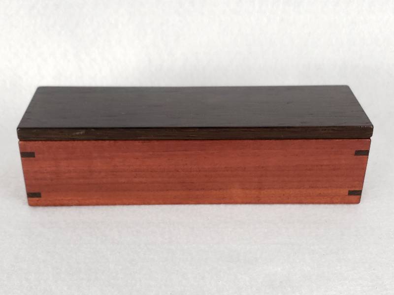 lot 77 image: High End Handcrafted Wooden Pen Box