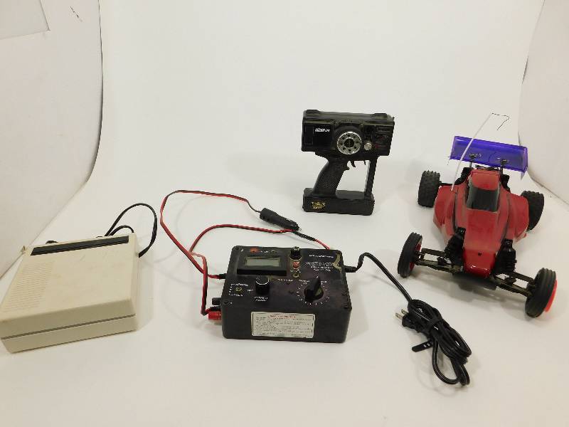 lot 56 image: Electric Remote Control Car And Accessories