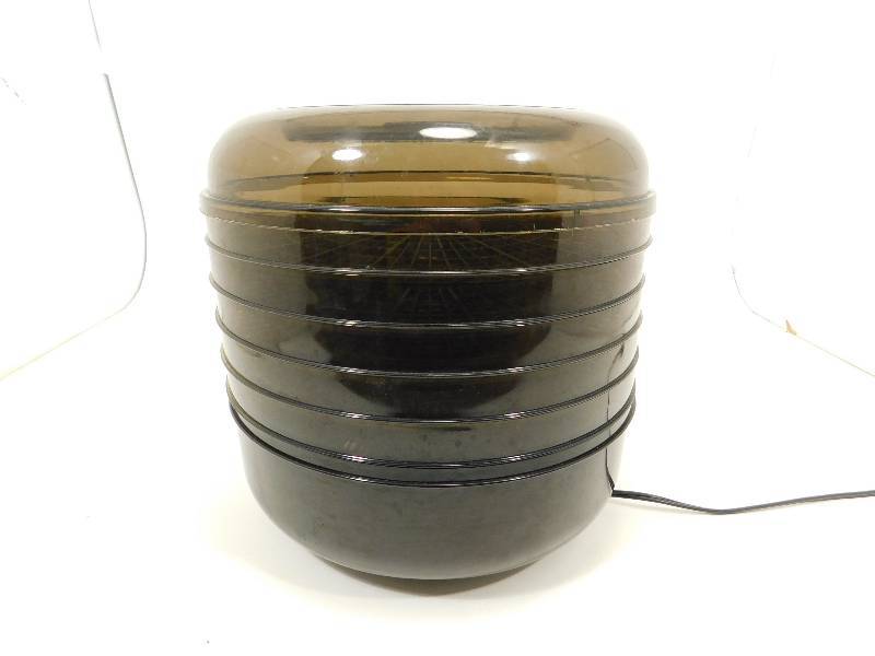 lot 77 image: Black Electric Five Tray Food Dehydrator