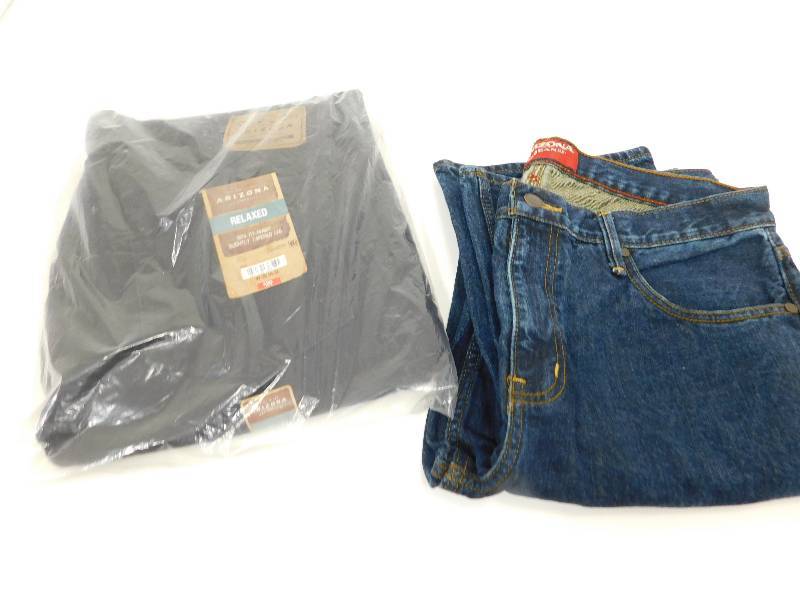 lot 87 image: Arizona Jeans