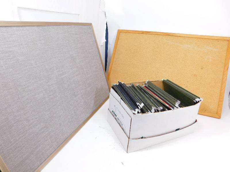 lot 9 image: File Folders