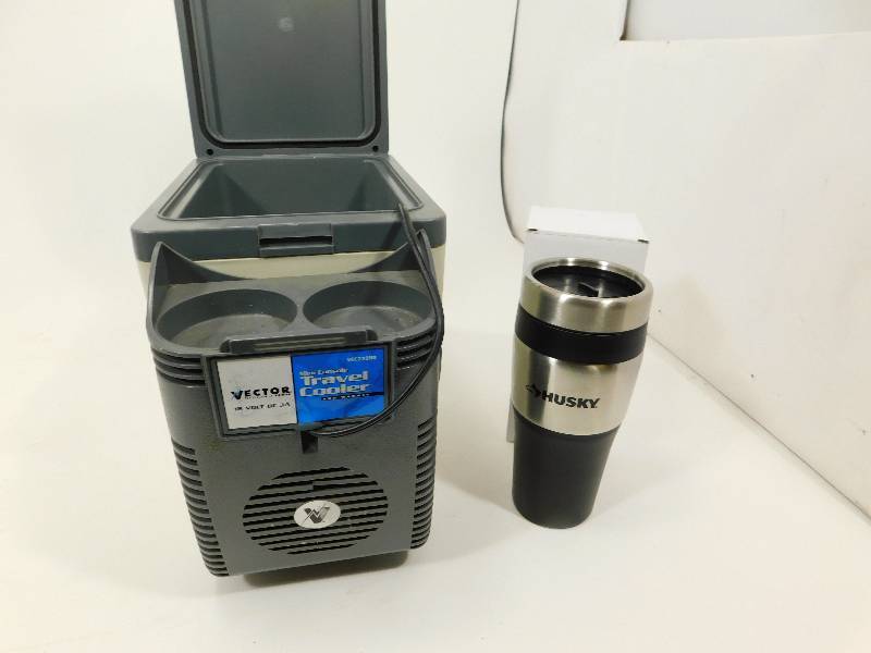 lot 140 image: Vector Travel Cooler  Heater.
