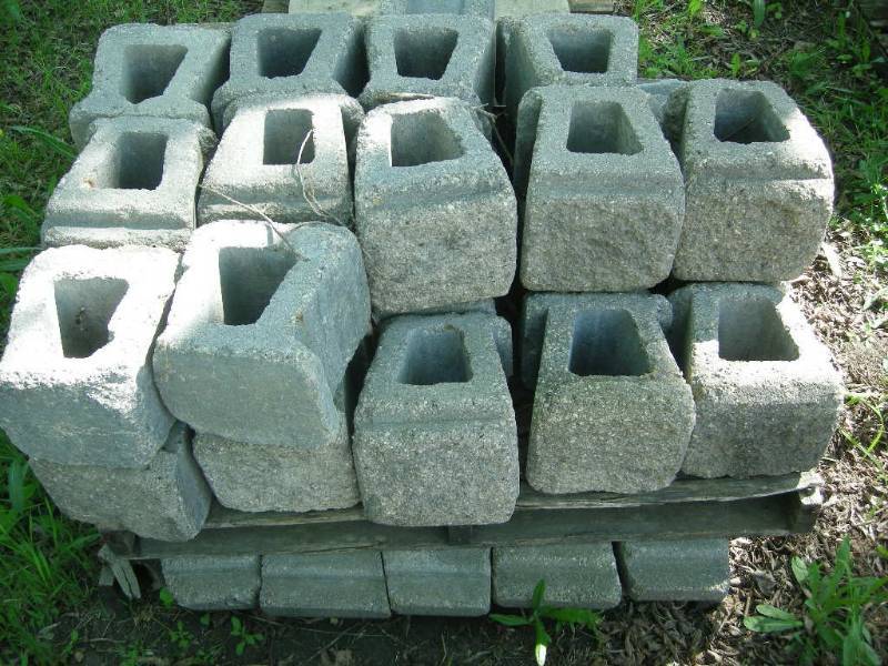 lot 52 image: Retaining Wall Block