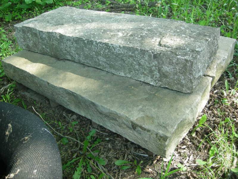 lot 62 image: 3 Limestone SlabsSteps