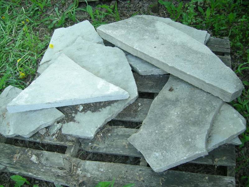 lot 69 image: Eden Flagstone