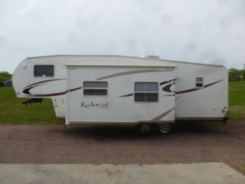 2006 Forest River Rockwood RV