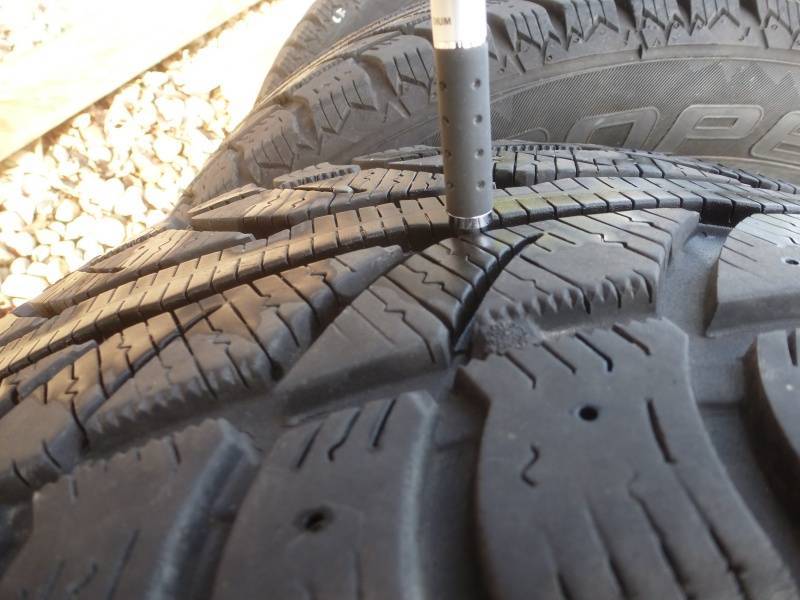 Cooper Tires 2355518