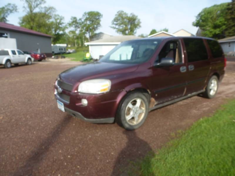 2008 Chevy Uplander Van