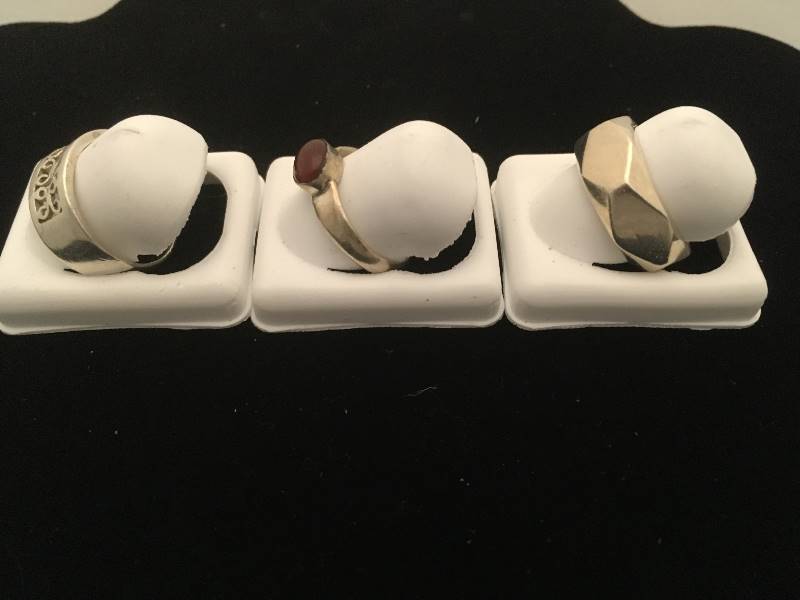 lot 375 image: Sterling Silver Rings