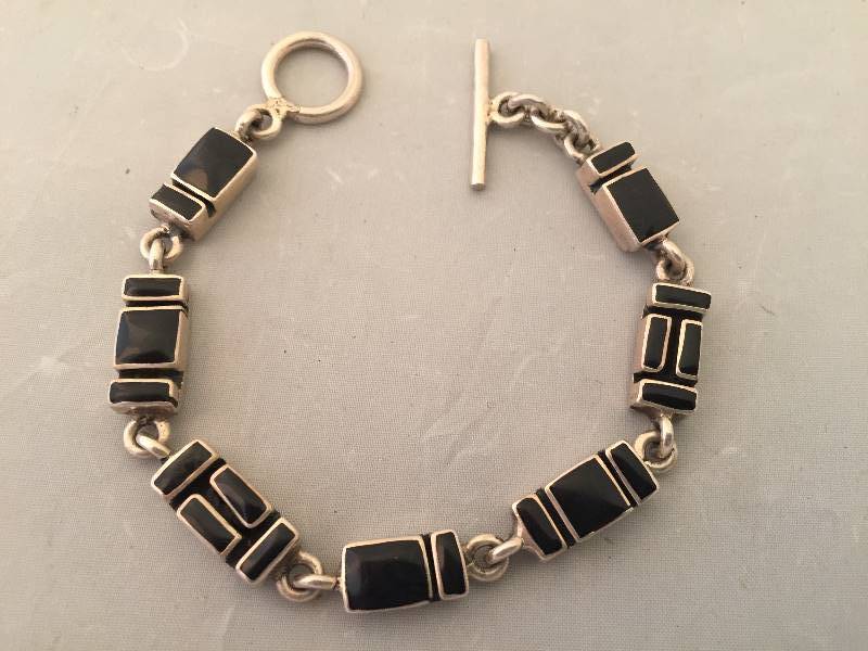 lot 320 image: Sterling Silver Bracelet Black Stones