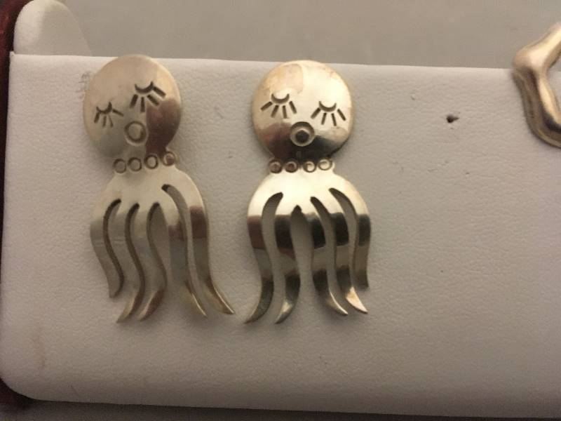 lot 407 image: Sterling Silver Earrings - 3 Pair