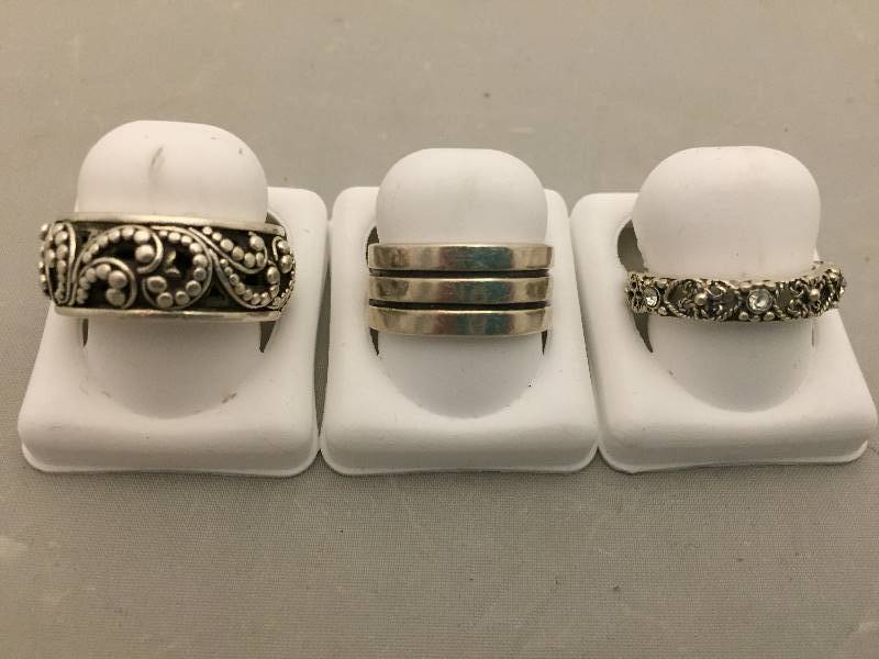 lot 366 image: Sterling Silver Band Rings