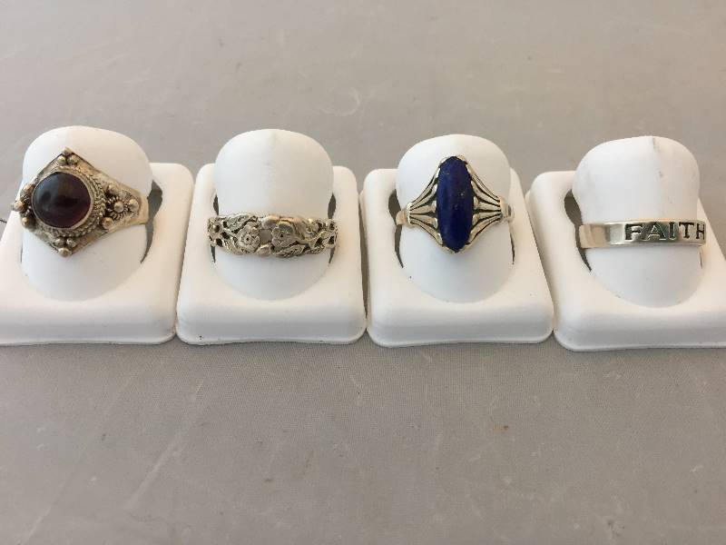 lot 425 image: Sterling Silver Rings