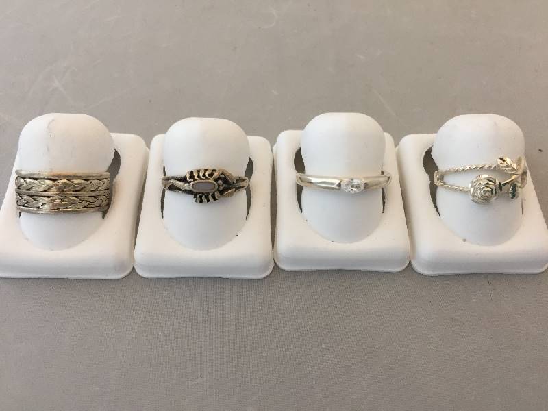lot 489 image: Sterling Silver Rings