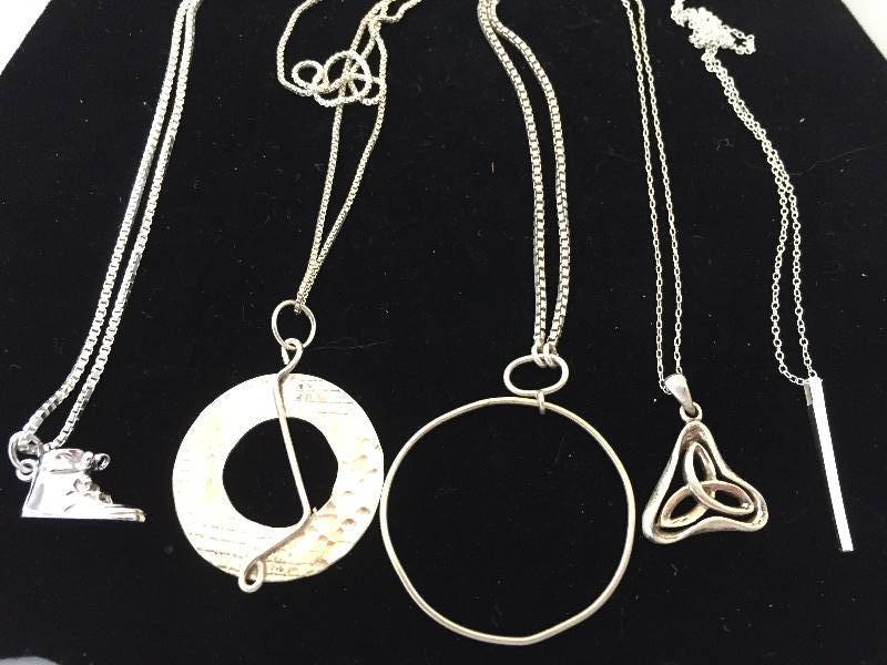 lot 441 image: Sterling Silver Necklaces