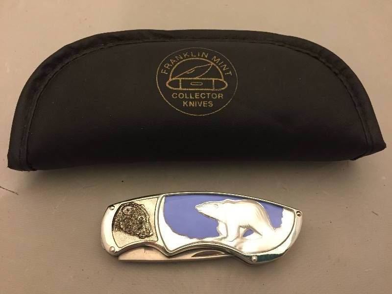 lot 298 image: Folding Knife - Franklin Mint - Polar Bear