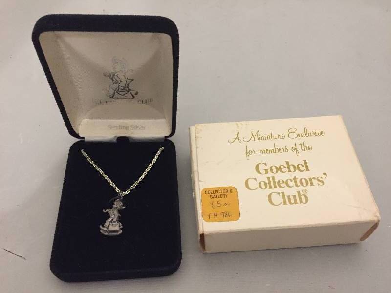 lot 302 image: Goebel Sterling Necklace in Box