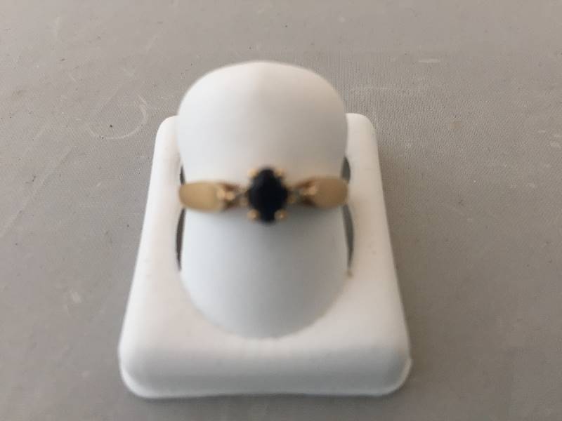 lot 310 image: 14K Gold Ring Blue Sapphire Diamonds