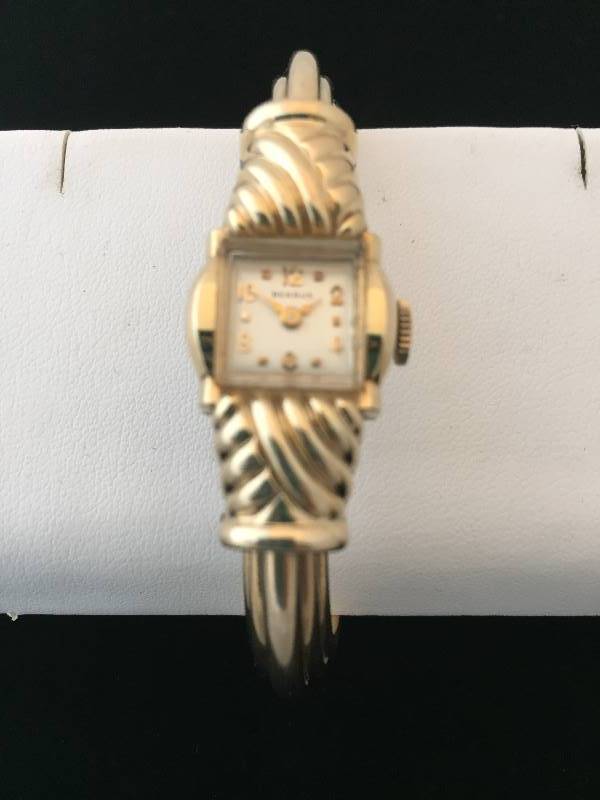 lot 316 image: Vintage Watch - Benrus 10K Gold Filled