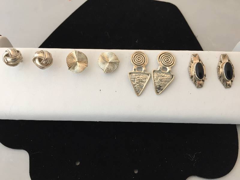 lot 490 image: Sterling Silver Pierced Earrings