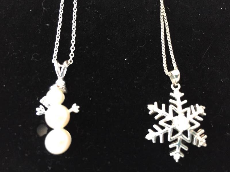 lot 500 image: Sterling Silver Neckaces - Winter