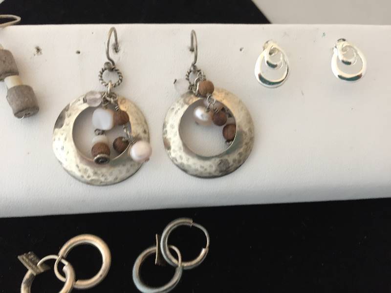 lot 510 image: Sterling Silver Pierced Earrings