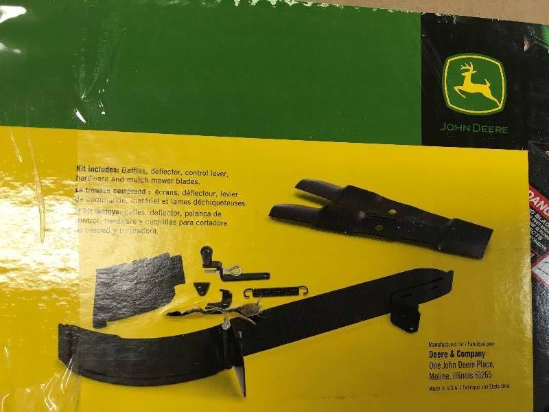 lot 78 image: John Deere ZTrak 42 in. Mulch Control Kit New