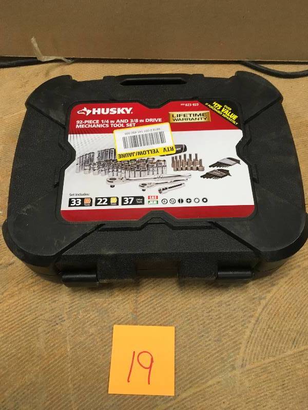 lot 19 image: Husky Mechanics Tool Set (92-Piece) open Box Not used