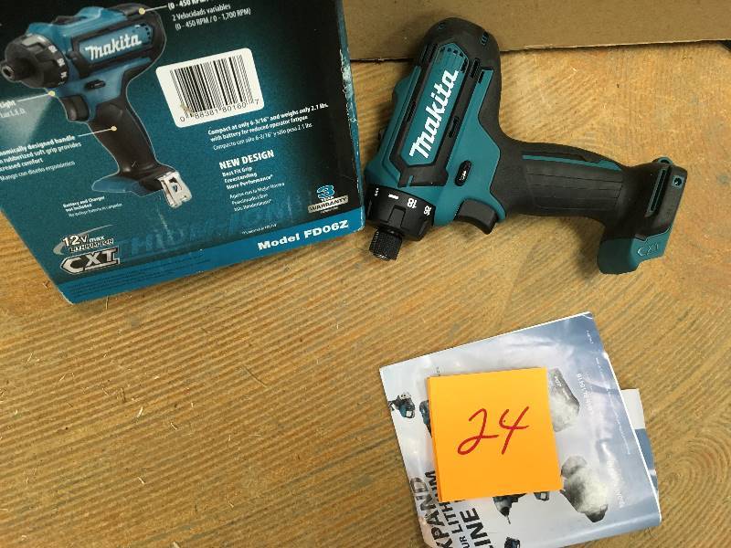 lot 24 image: Makita 12-Volt CXT Lithium-Ion 14 in. Hex Cordless Driver-Drill (Tool-Only) not used