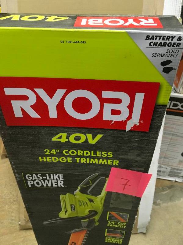 lot 7 image: RYOBI 40 24 hedge trimmer TOOL ONLY in working conditions