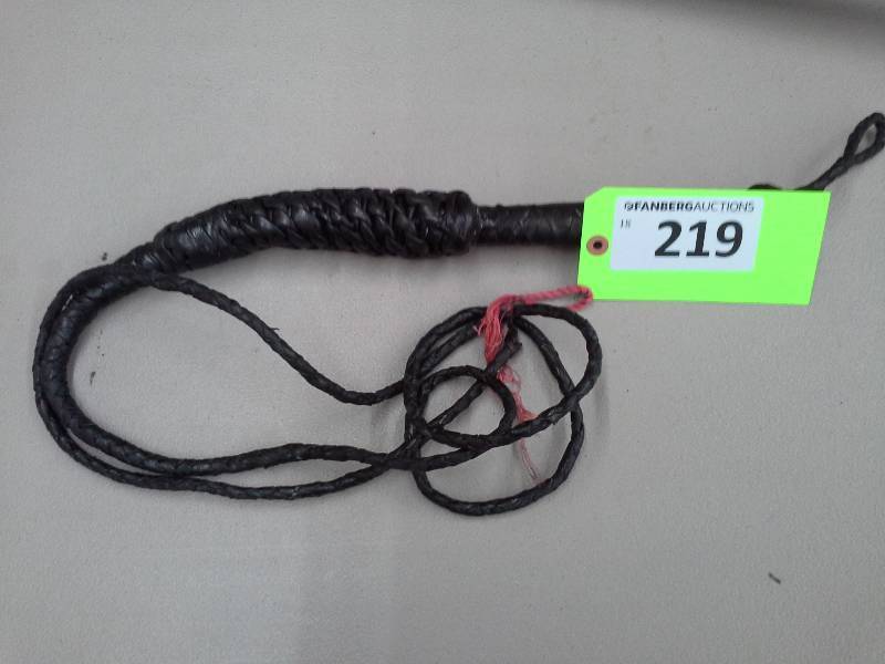 lot 219 image: Bullwhip