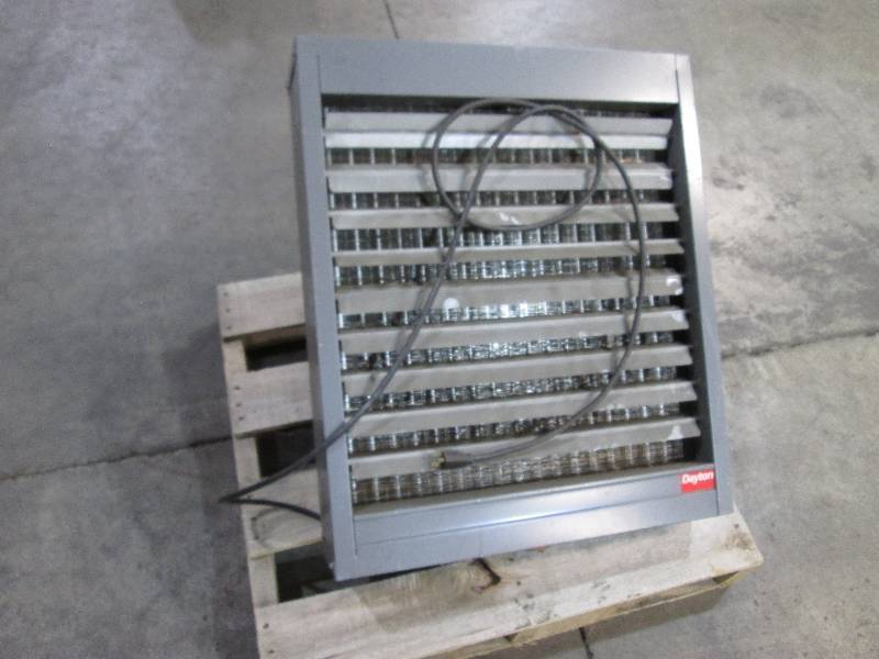 lot 13 image: Dayton 5PV35A 120 Volt 2900 CFM ste...