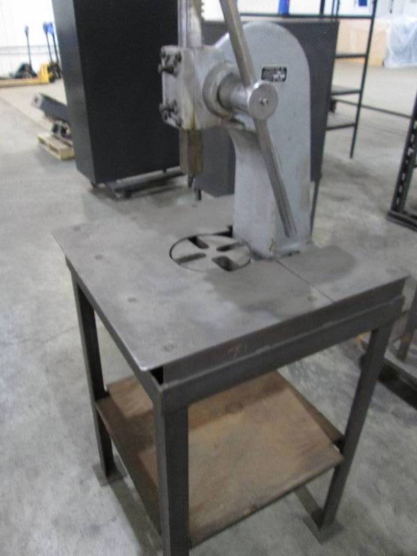 lot 31 image: Phase II 3 ton arbor press with sta...