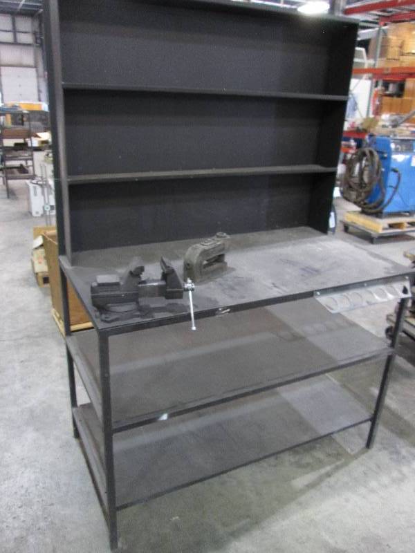 Work Bench With Vice Paint Booth Automec Cnc Guage Welders