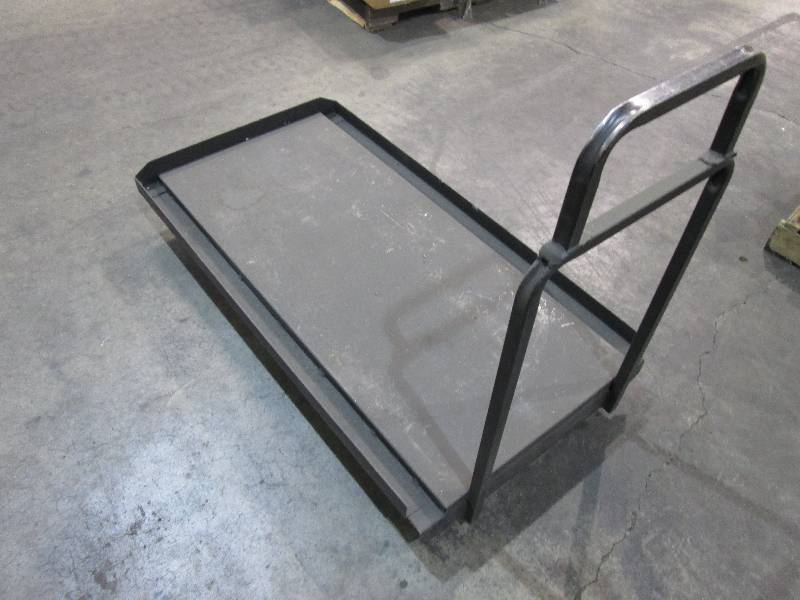 lot 49 image: Metal cart on wheels, 27 x 50 bed...