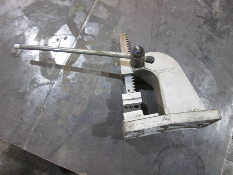 lot 58 image: Pana Vise Press...