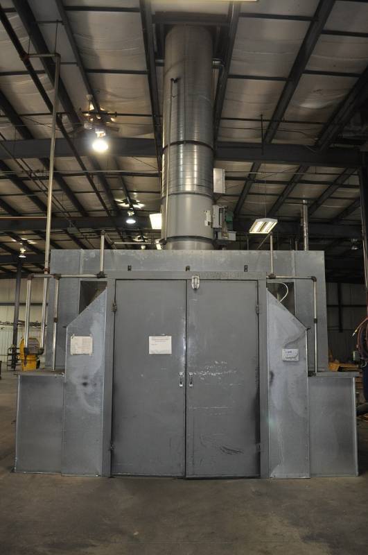 lot 1 image: Custom down draft paint booth  with...