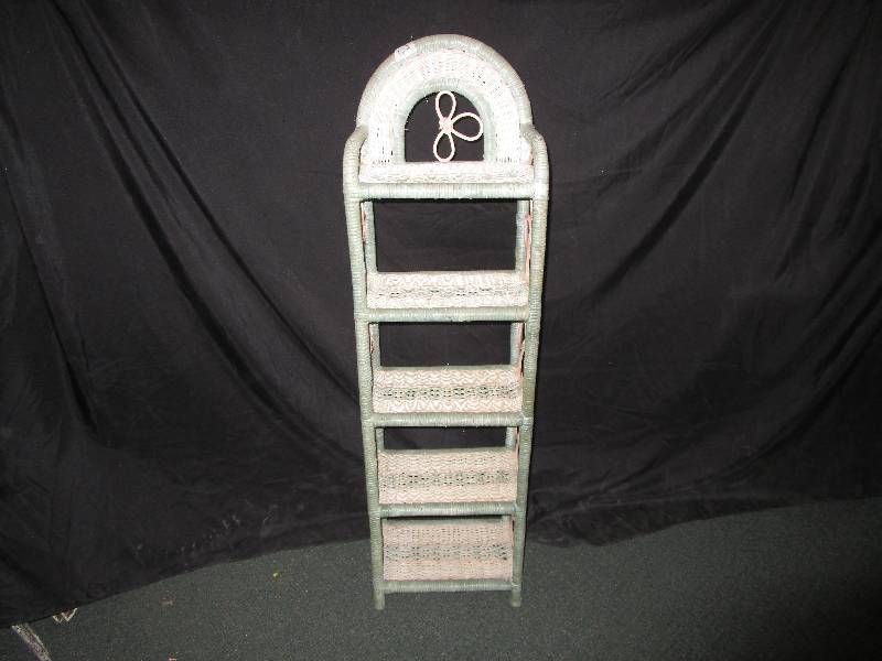 lot 8 image: Whicker 5 Shelf Stand
