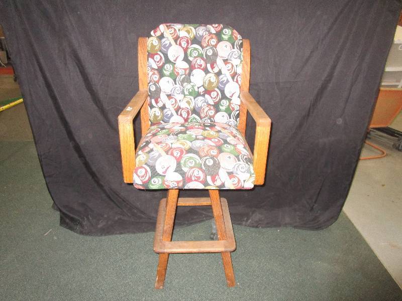 lot 13 image: Pool Ball Swivel Stool