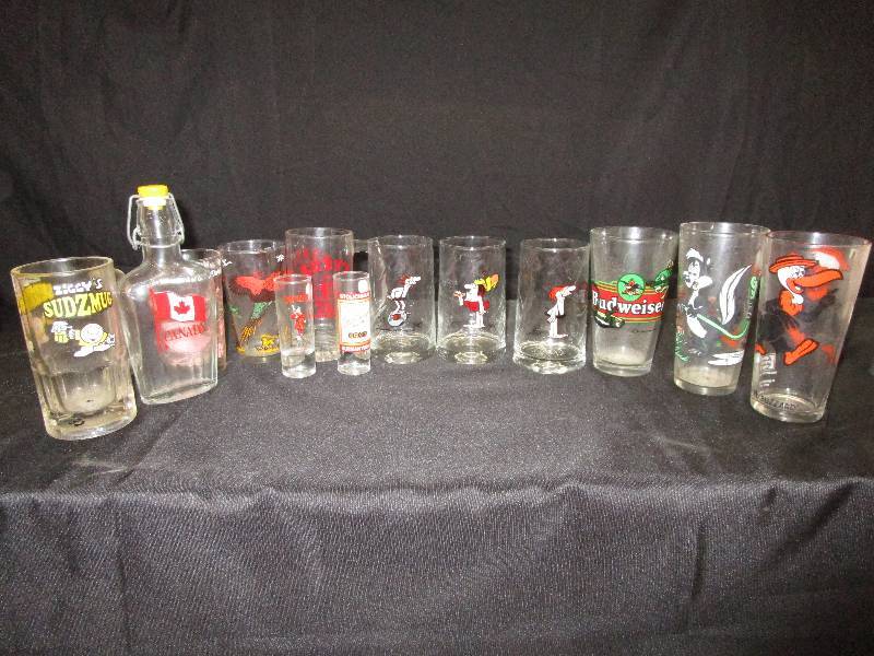 lot 50 image: Various Glasses, Budweiser, Beakie Buzzard