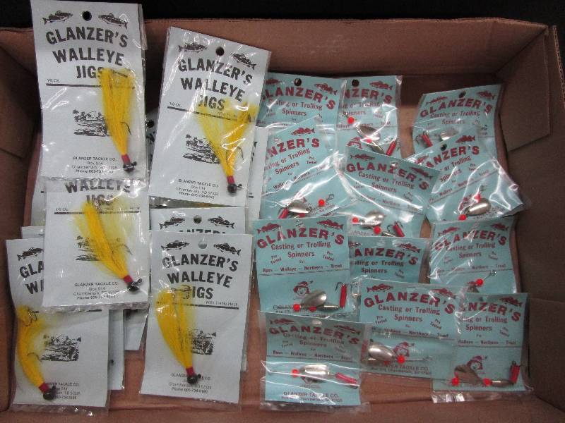 lot 65 image: 12 Glanzer Walley Jigs With Treble Hooks and 12 Glanzer Trolling or Casting Spinners