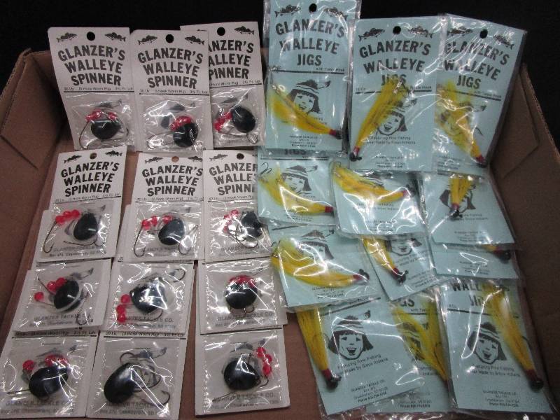 lot 71 image: 12 Glanzer Walley Jigs w Treble Hooks and 12 Glanzer Walley Spinners 3 hook
