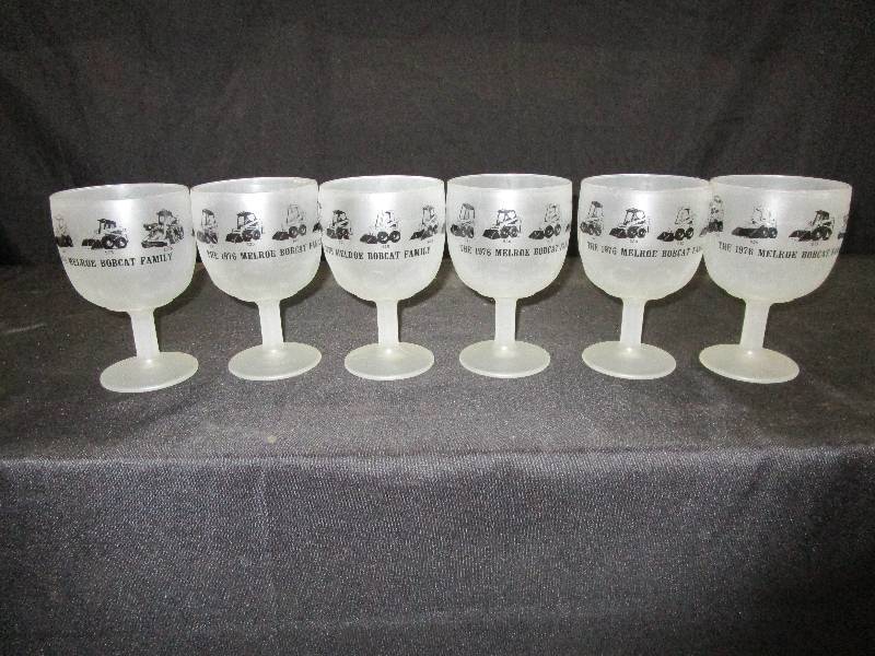 lot 88 image: BOBCAT 1976 Melroe Bobcat Family Goblets Set of 6